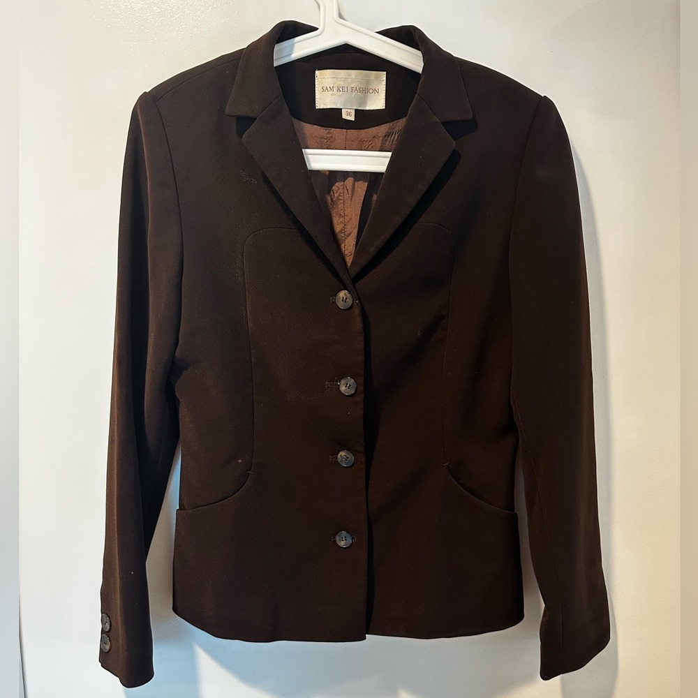 Brown Blazer HK-made. Size 36